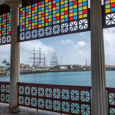 In Palmas Near Playa De Canteras * Las Palmas de Gran Canaria